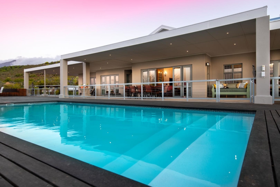 7 Bedroom Property for Sale in Montagu Western Cape